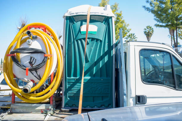 Portable Toilet Options We Offer in University Of California Davis, CA